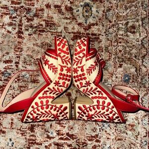 ALDO Quintinia Embroidered Platform Sandals in Red
Women's Heels SZ 6.5